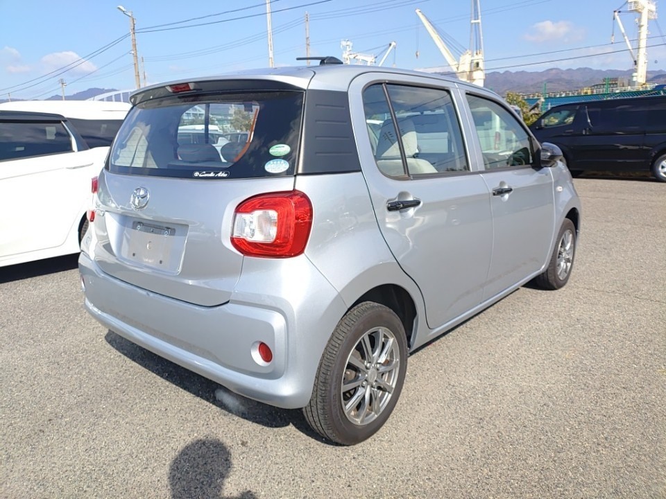 TOYOTA PASSO