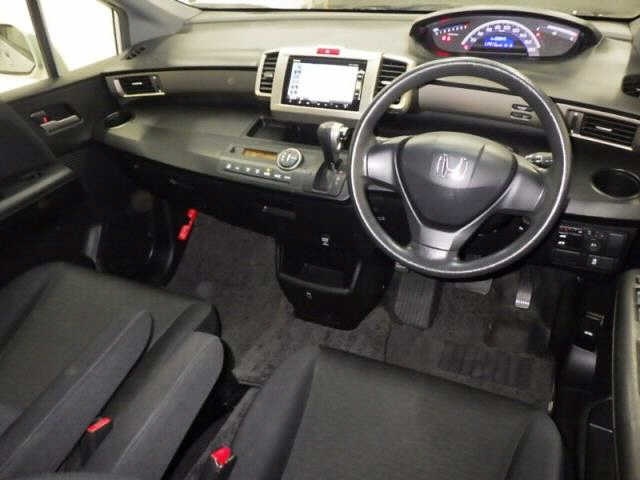 HONDA FREED SPIKE