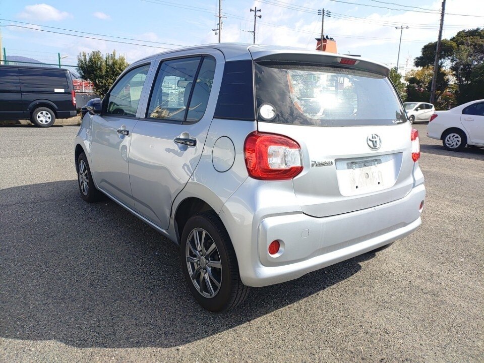 TOYOTA PASSO