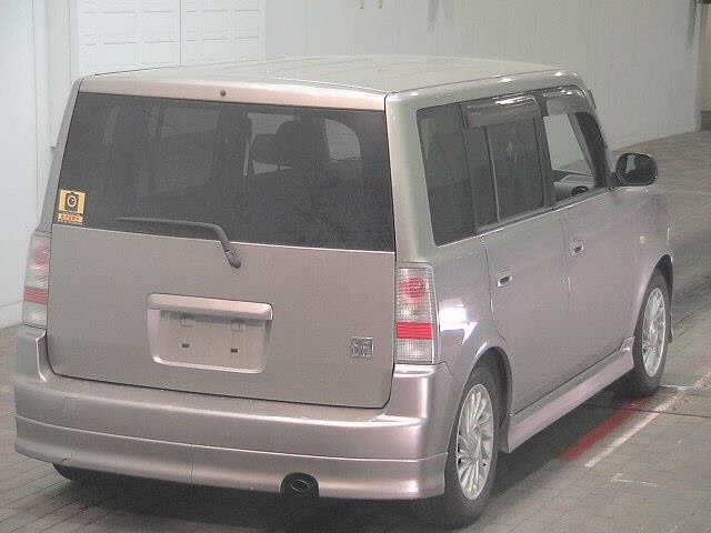 TOYOTA BB