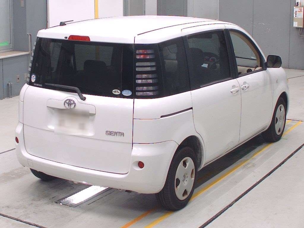 TOYOTA SIENTA
