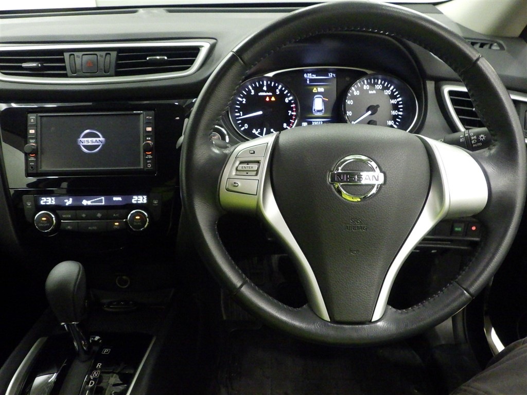NISSAN X-TRAIL