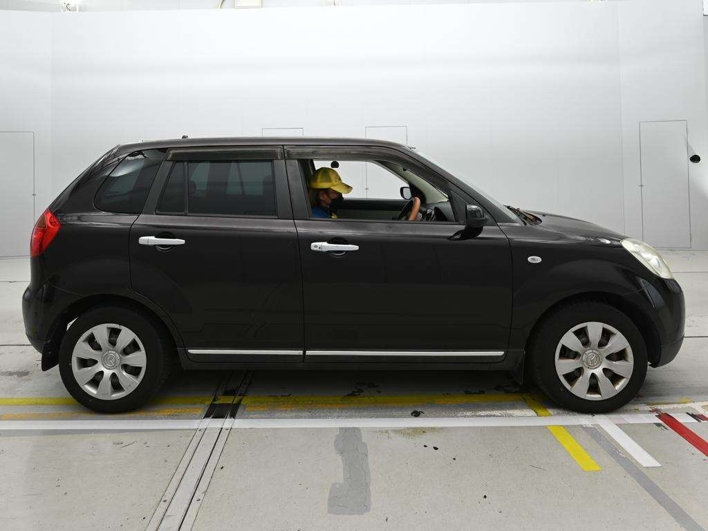 MAZDA VERISA