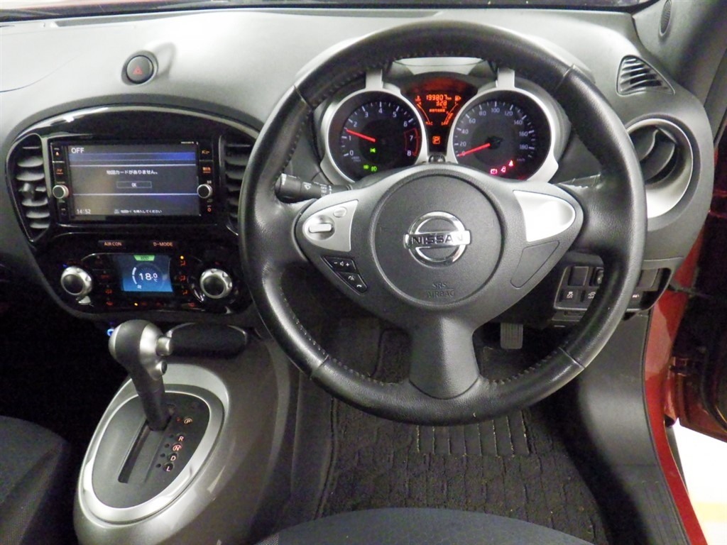 NISSAN JUKE