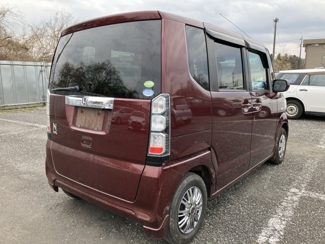 HONDA N-BOX