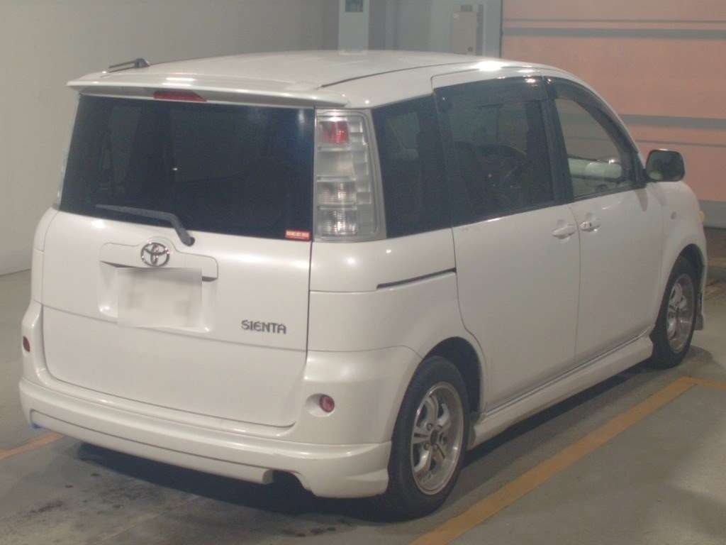 TOYOTA SIENTA