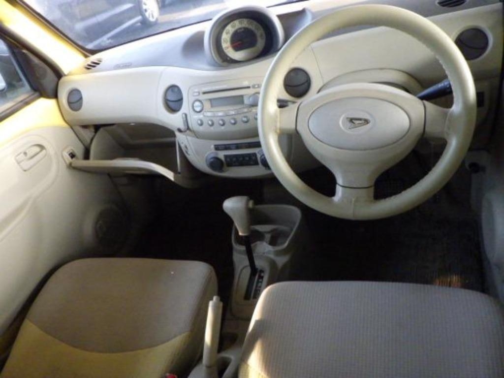 DAIHATSU ESSE