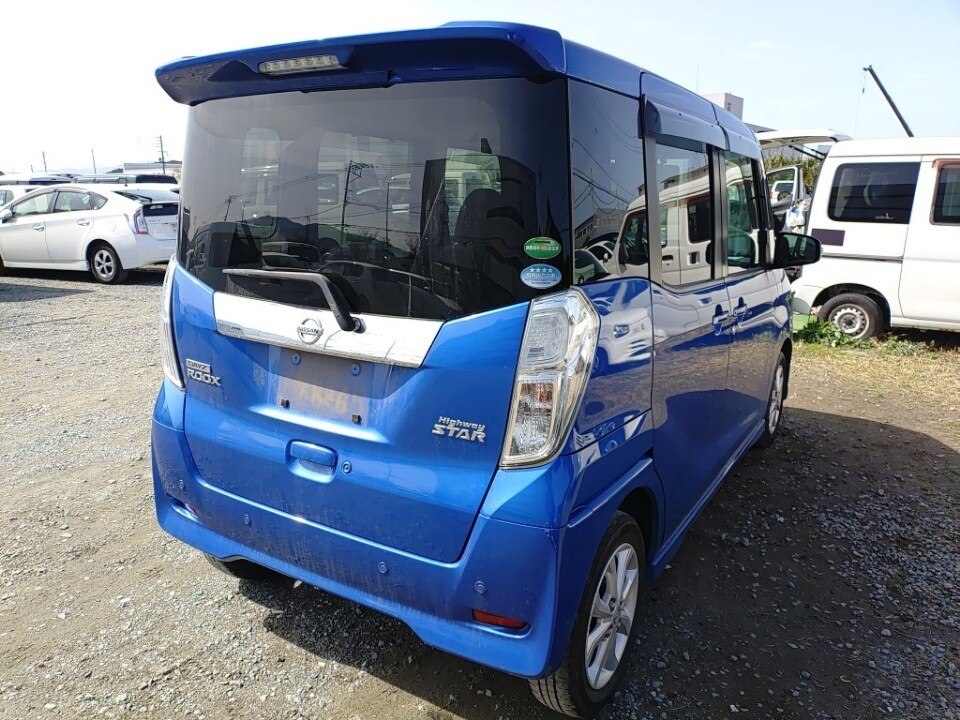 NISSAN DAYZ ROOX