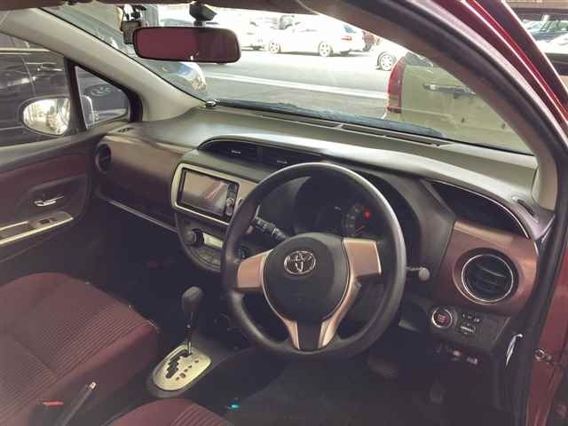 TOYOTA VITZ
