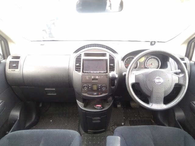 NISSAN LAFESTA