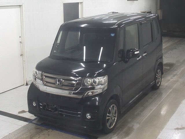 HONDA N-BOX