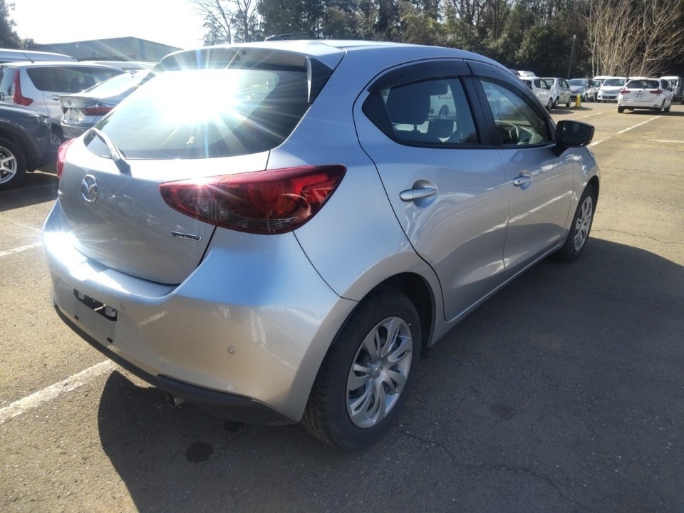 MAZDA MAZDA2