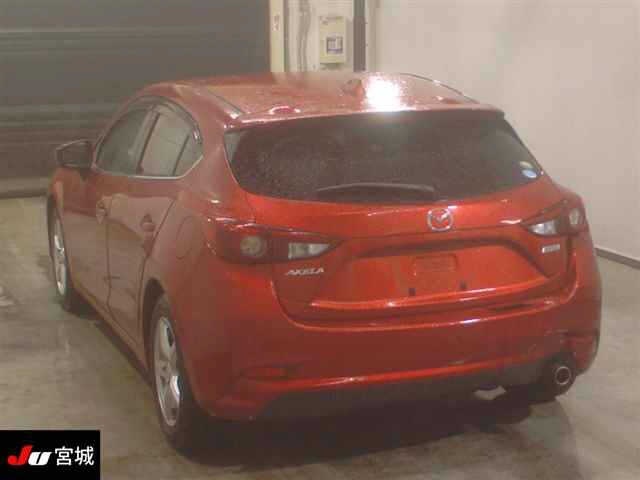 MAZDA AXELA