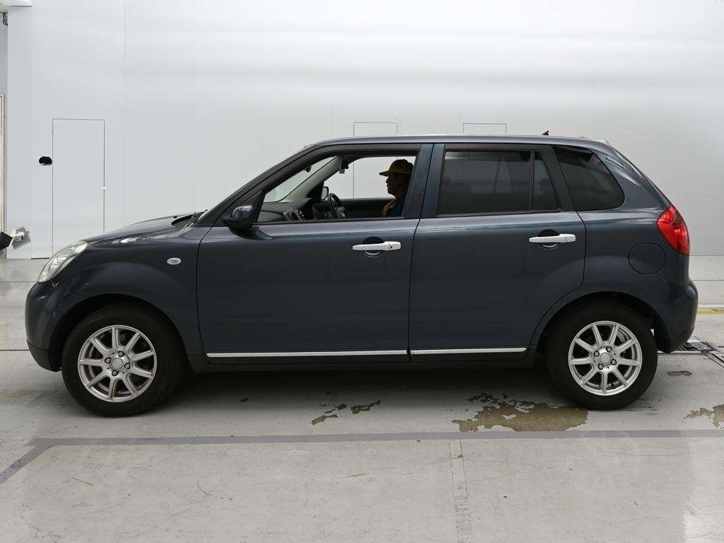 MAZDA VERISA