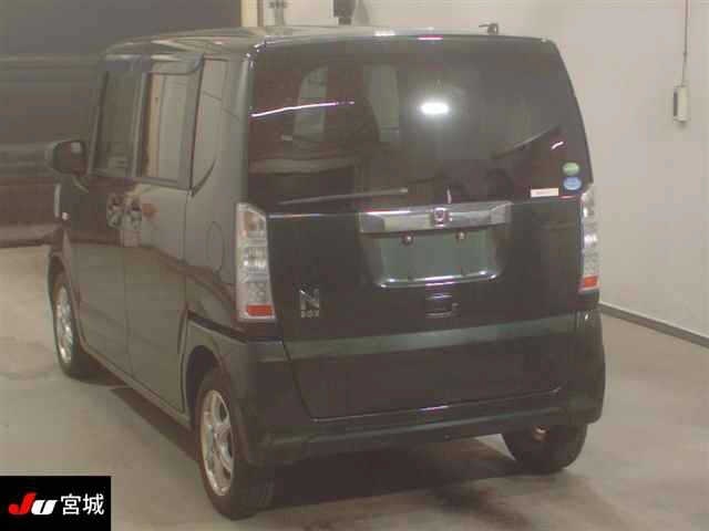 HONDA N-BOX