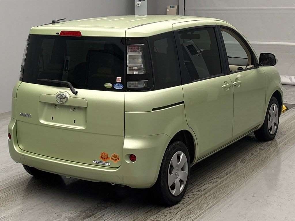 TOYOTA SIENTA