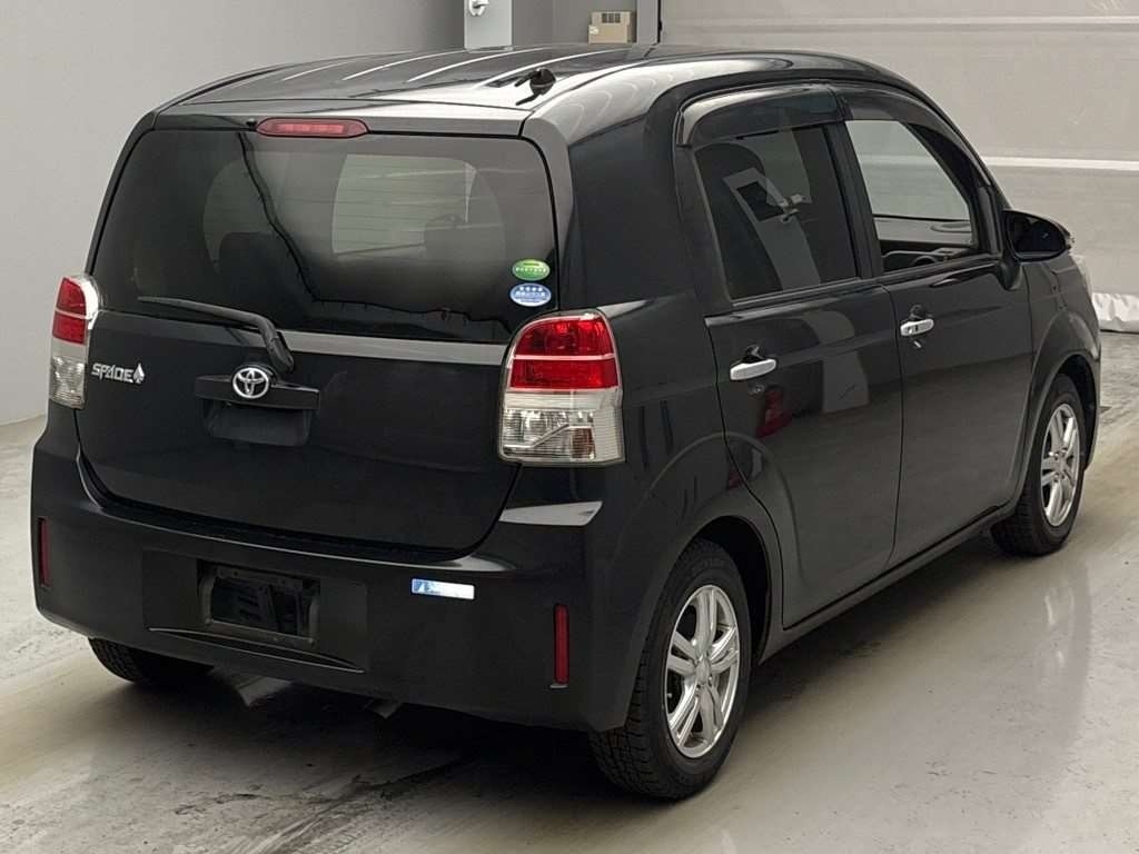 TOYOTA SPADE