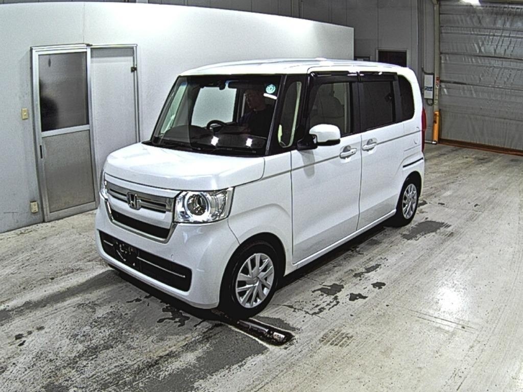 HONDA N-BOX