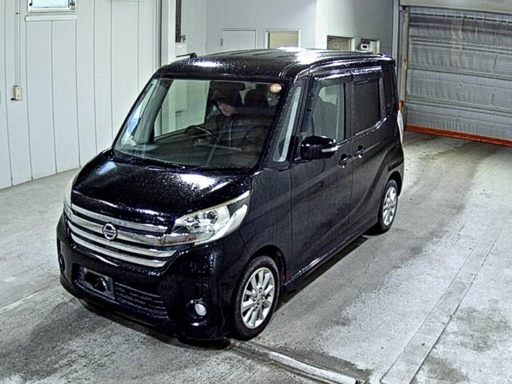 NISSAN DAYZ ROOX