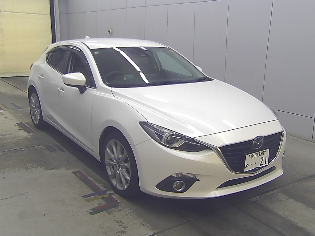 MAZDA AXELA