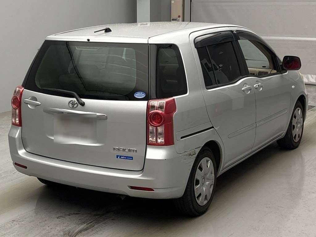 TOYOTA RAUM
