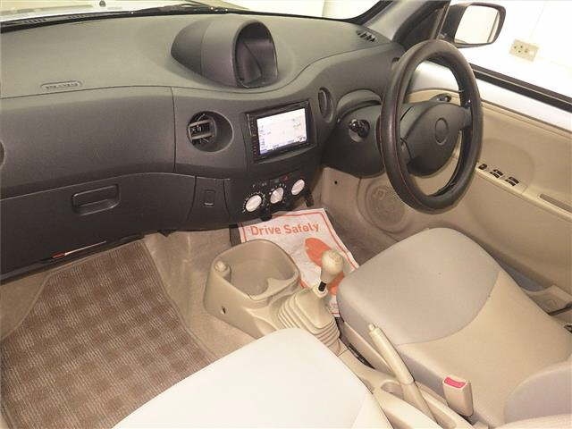 DAIHATSU ESSE