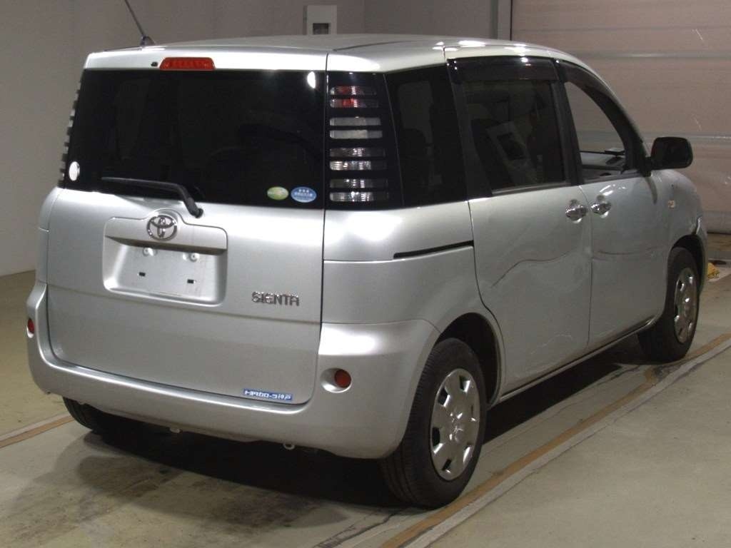 TOYOTA SIENTA