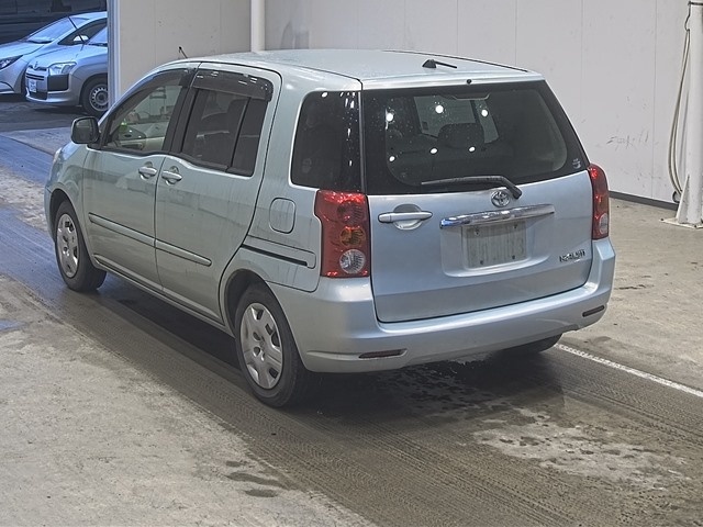 TOYOTA RAUM