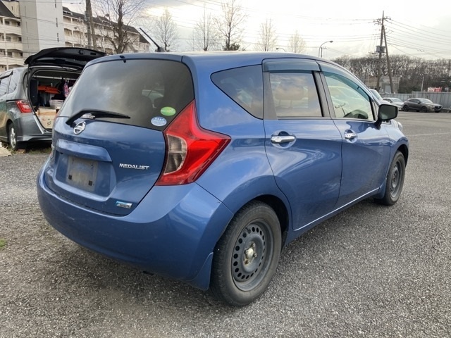 NISSAN NOTE