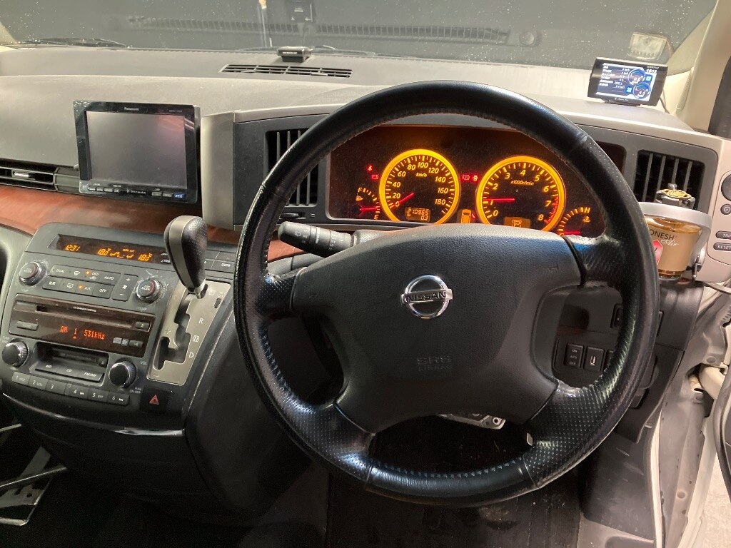 NISSAN ELGRAND