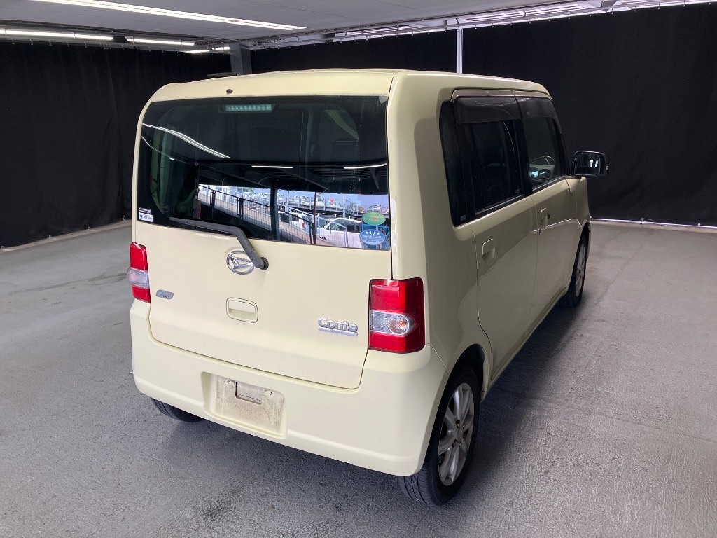 DAIHATSU MOVE CONTE