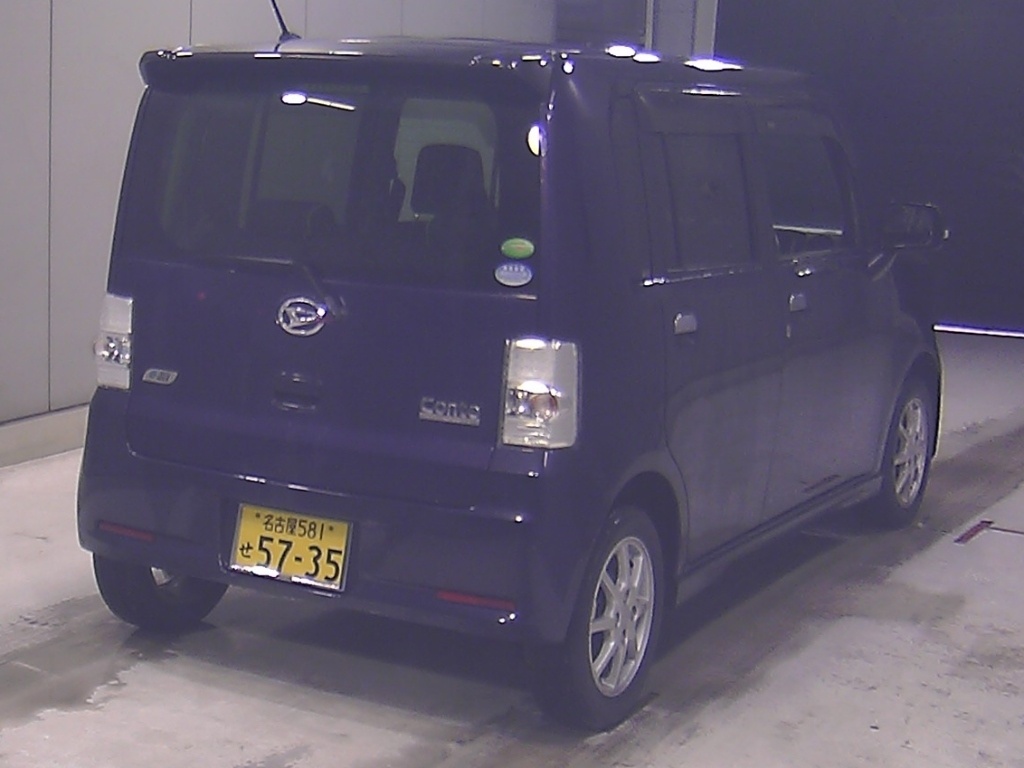 DAIHATSU MOVE CONTE