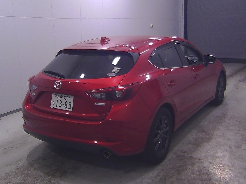 MAZDA AXELA