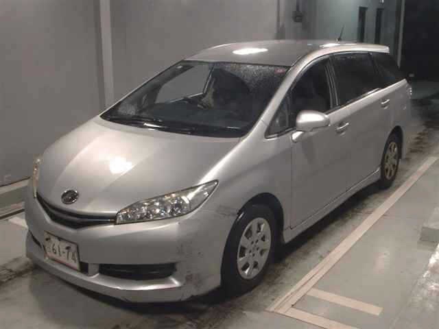 TOYOTA WISH