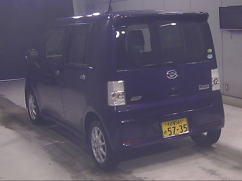DAIHATSU MOVE CONTE