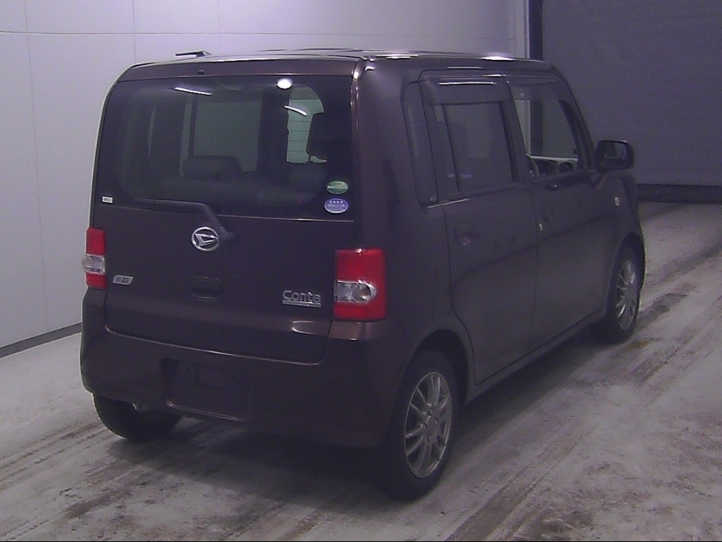 DAIHATSU MOVE CONTE