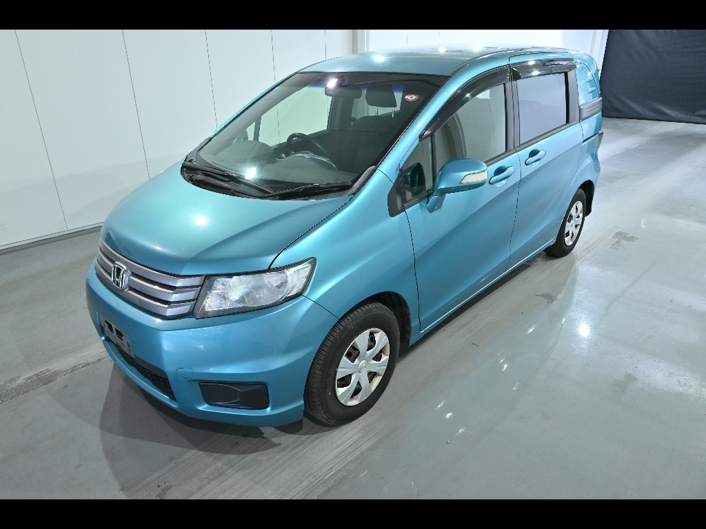HONDA FREED SPIKE