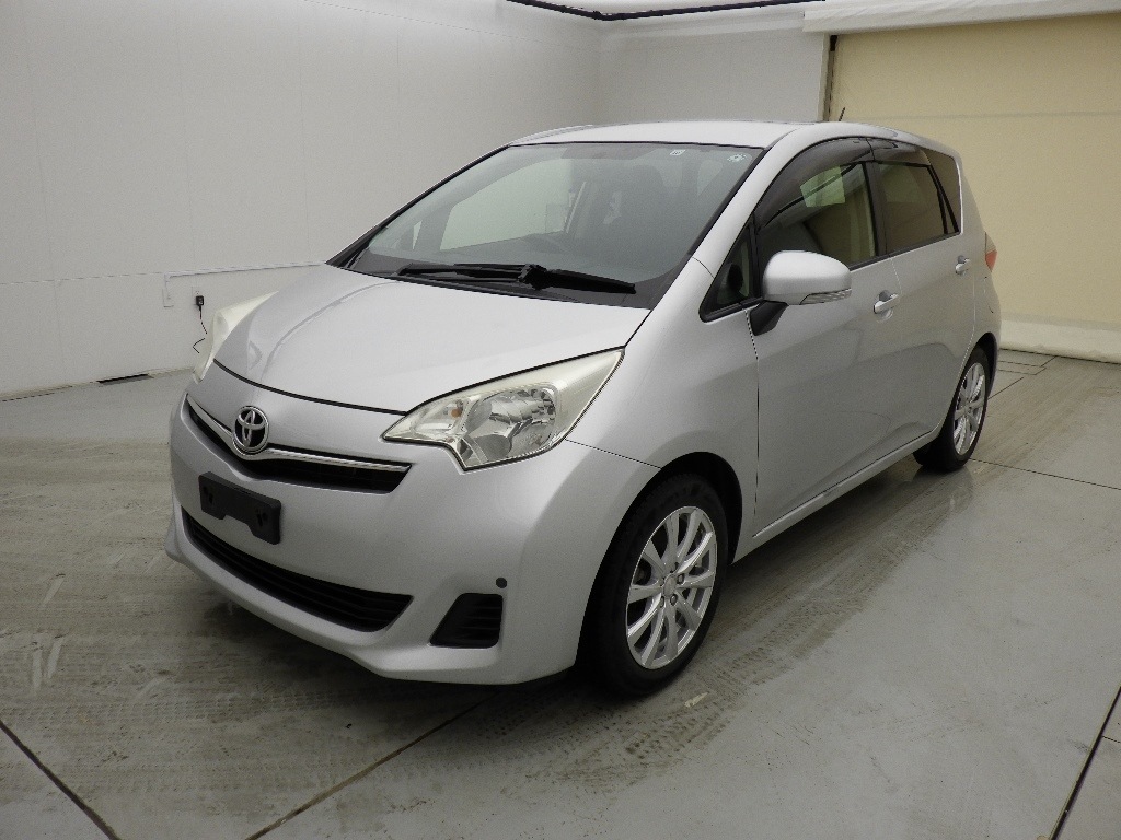 TOYOTA RACTIS