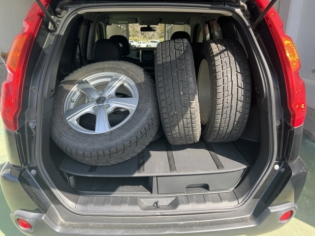 NISSAN X-TRAIL