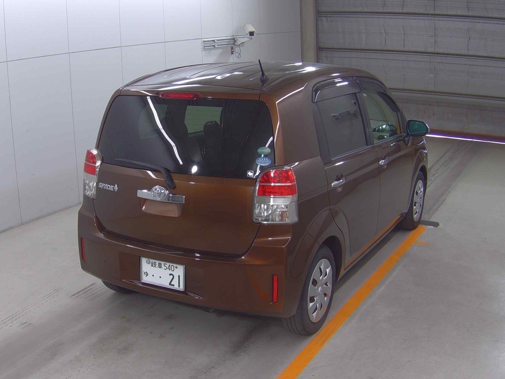 TOYOTA SPADE