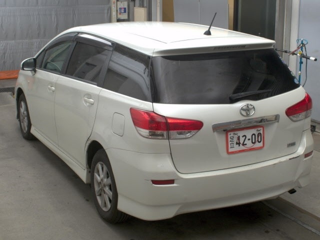 TOYOTA WISH