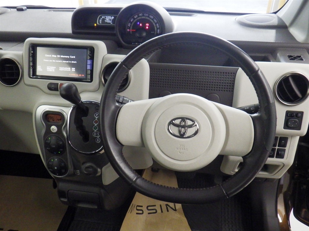 TOYOTA SPADE