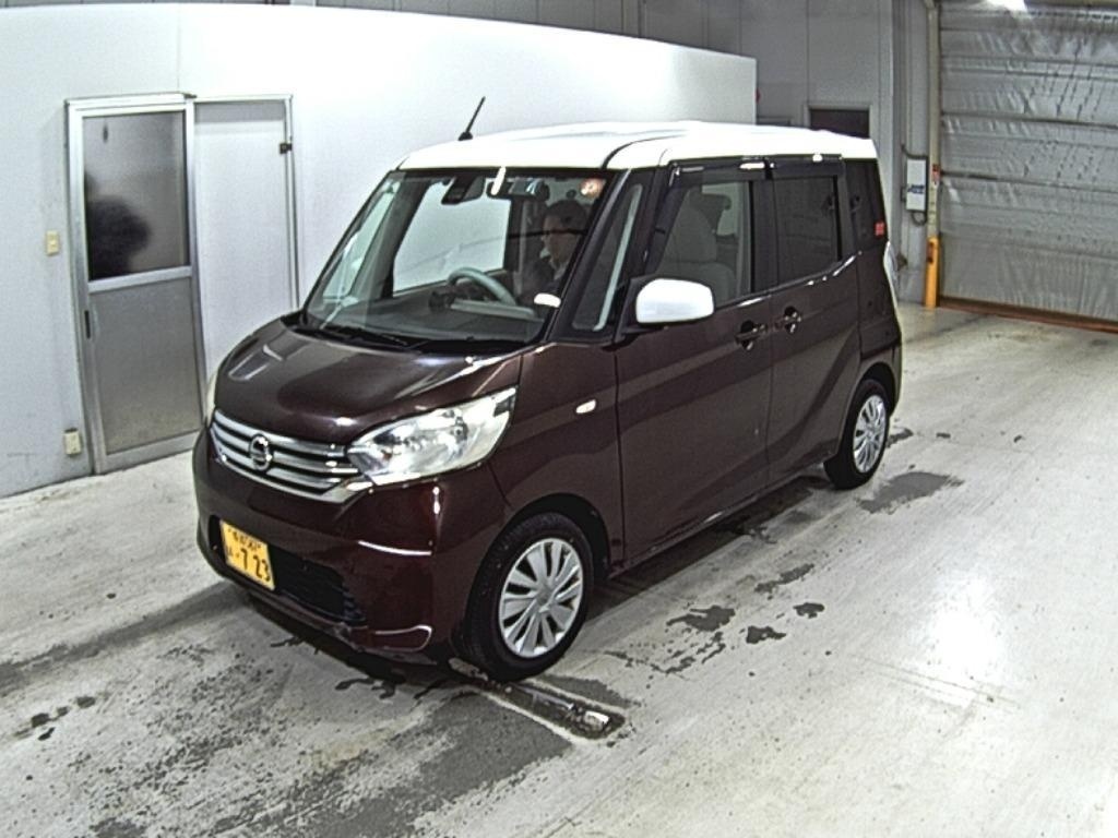 NISSAN DAYZ ROOX