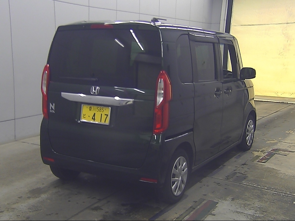 HONDA N-BOX