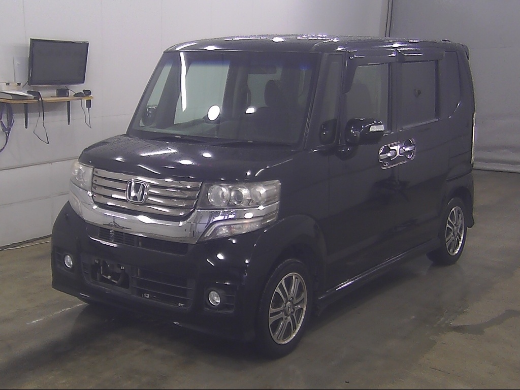 HONDA N-BOX