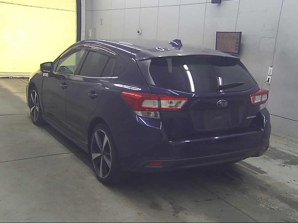 SUBARU IMPREZA