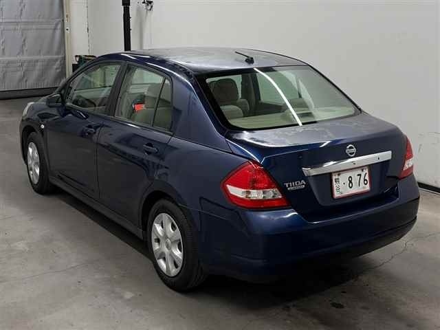 NISSAN TIIDA LATIO