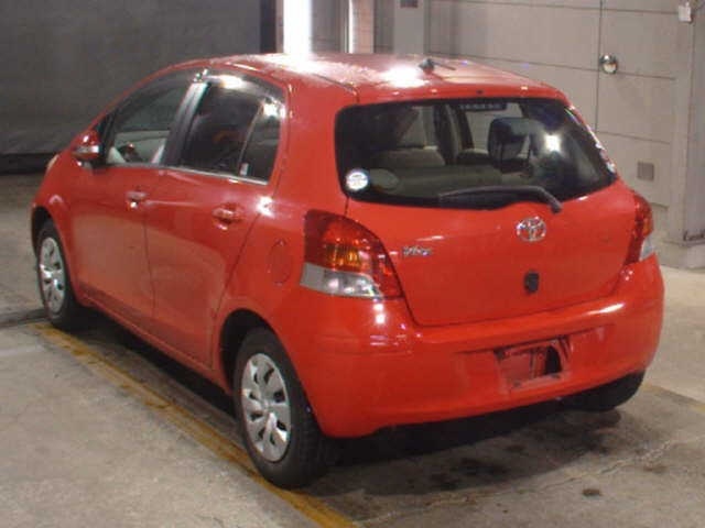 TOYOTA VITZ