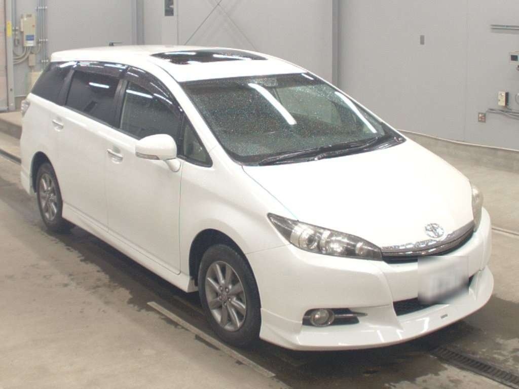 TOYOTA WISH