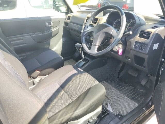 MITSUBISHI PAJERO MINI